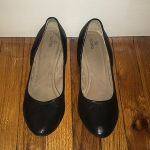 Susina Black Wedges - Size 10